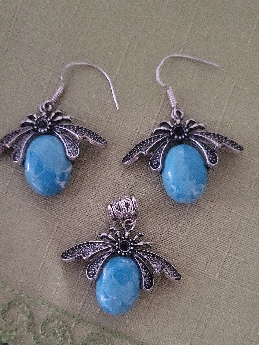 Silver Dragonfly Earrings & Pendant Set with Blue Stones